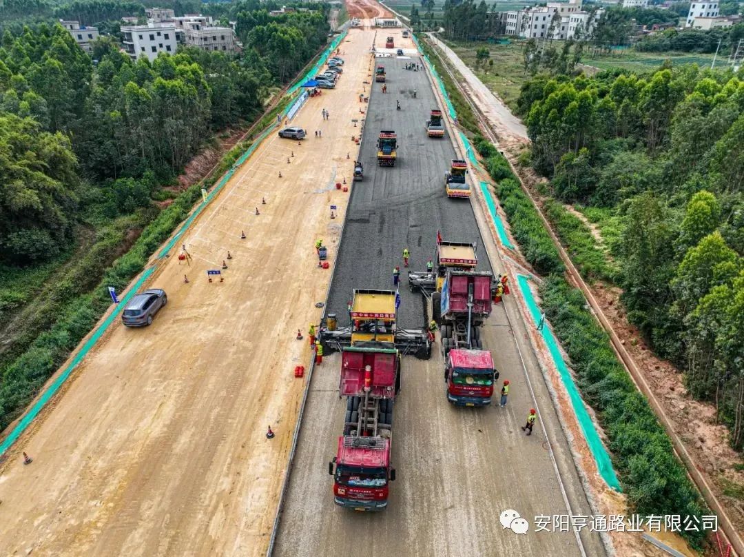 【省重 點項目】3D技術(shù)“打印”高速公路，南三島大橋項目進入路面工程施工階段